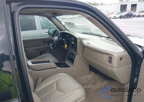 2004 Chevrolet Tahoe Lt из США, поврежденный, VIN 1GNEC13Z44R291611